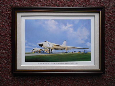  Flugzeugdruck ''Avro VulcanB1's of No83 Squadron'' GERAHMT