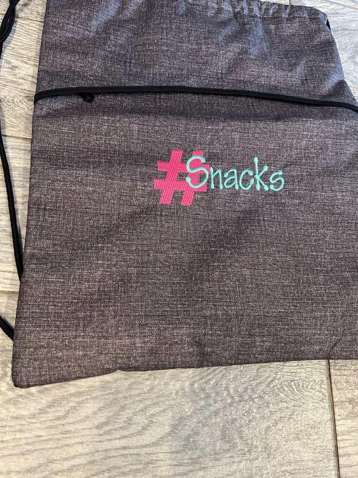 Thirty One Cinch 包背包隔热午餐海滩托特包全新带标签刺绣 — 第 4/4 张图片