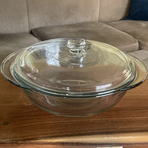 Vintage Anchor Hocking 2 Quart Glass Casserole Dish with Lid