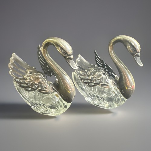 Vtg Swan Salt Cellars Movable Hinged Movable Wings Set Italy Decor Use Only Read