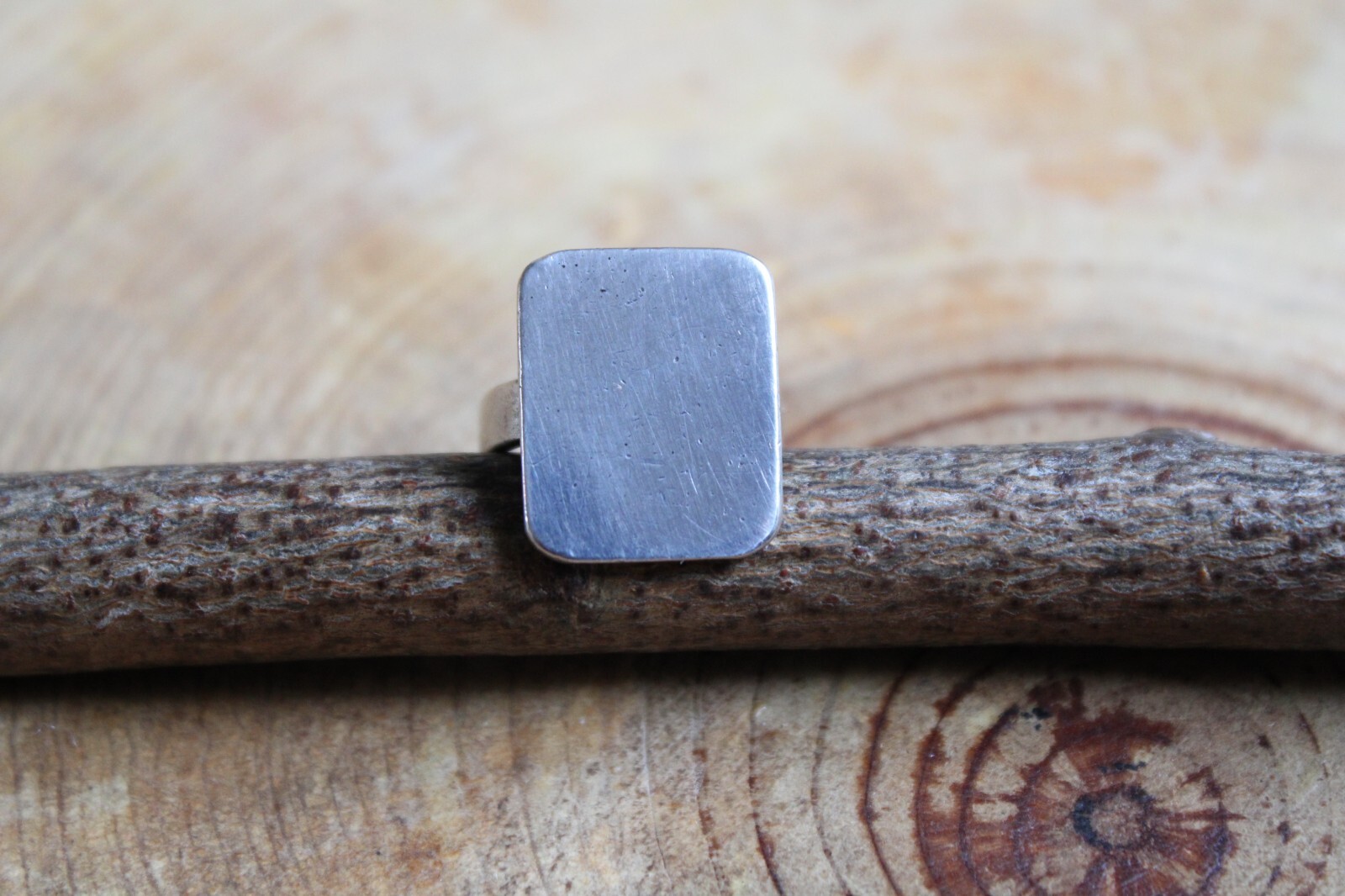 Sterling Silver Rectangle Design Ring size 5 1/2 - image 2