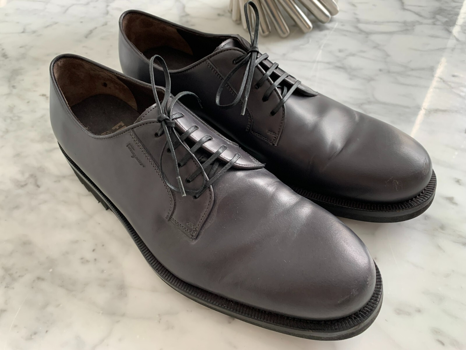 SAOLA Scarpe eleganti derby uomo Salvatore Ferragamo in pelle grigio ardesia misura 8 5 D