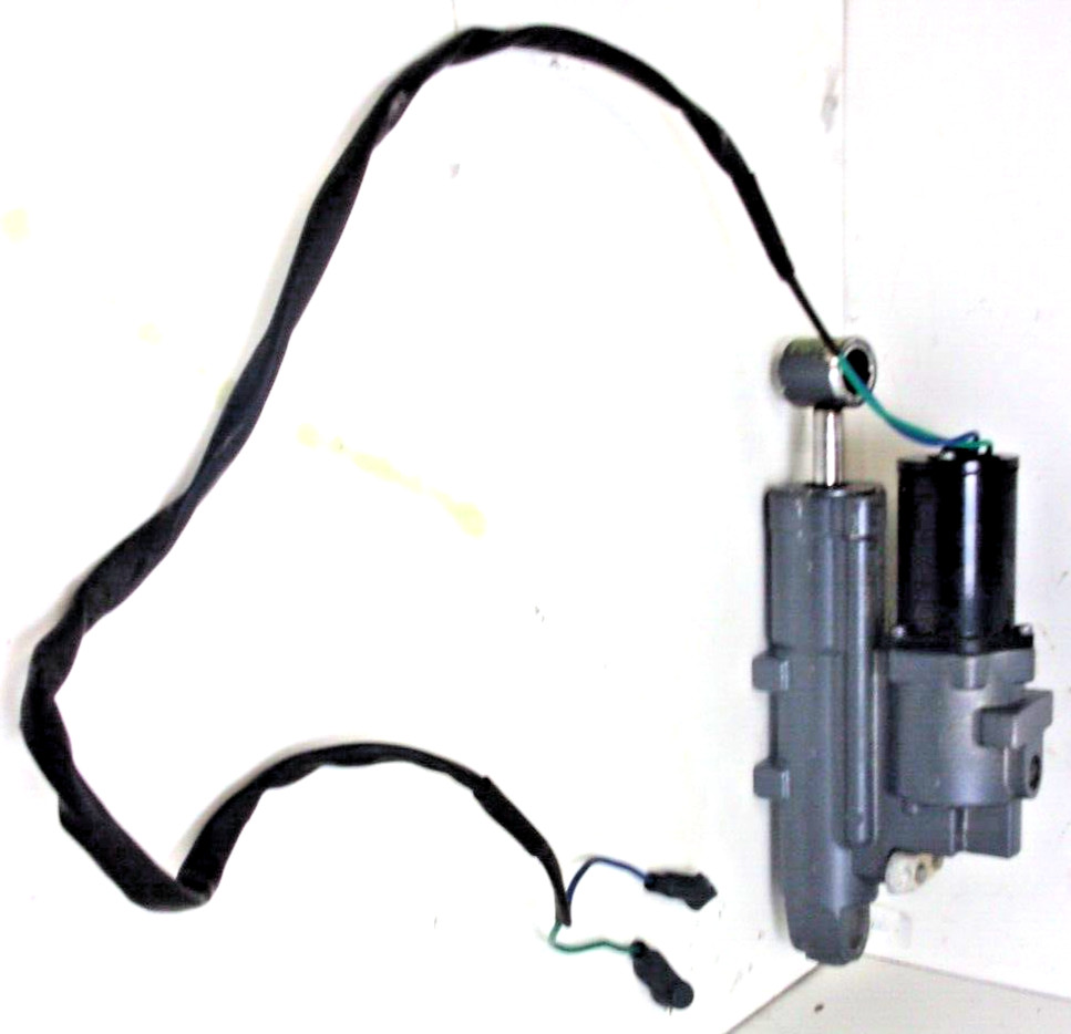 Yamaha Trim Tilt Assy 62Y-43800-01-4D   40-50HP  2 and 4 stroke