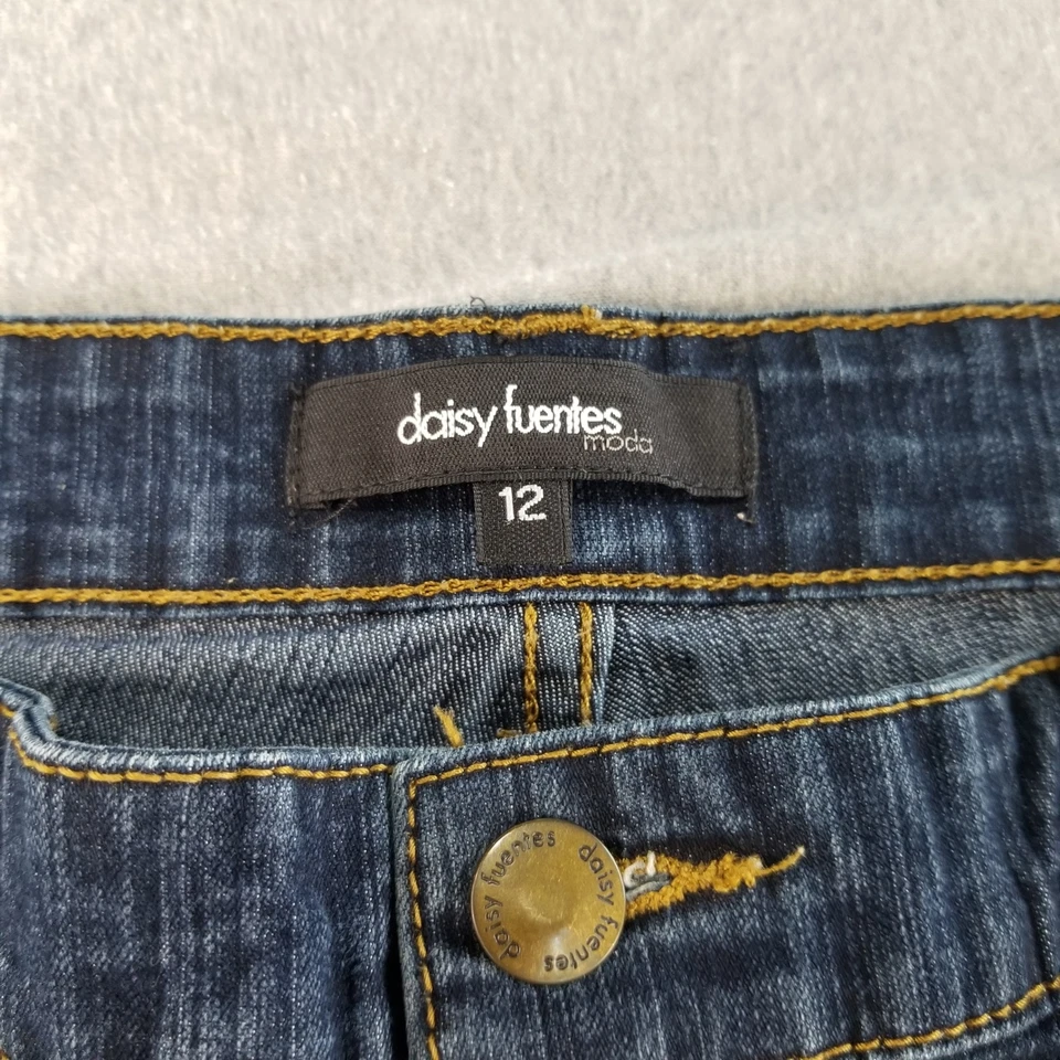 Daisy Fuentes Jeans Women's Size 12 Blue Dark Wash Stretch Material Nice Quality - Image 3 of 4