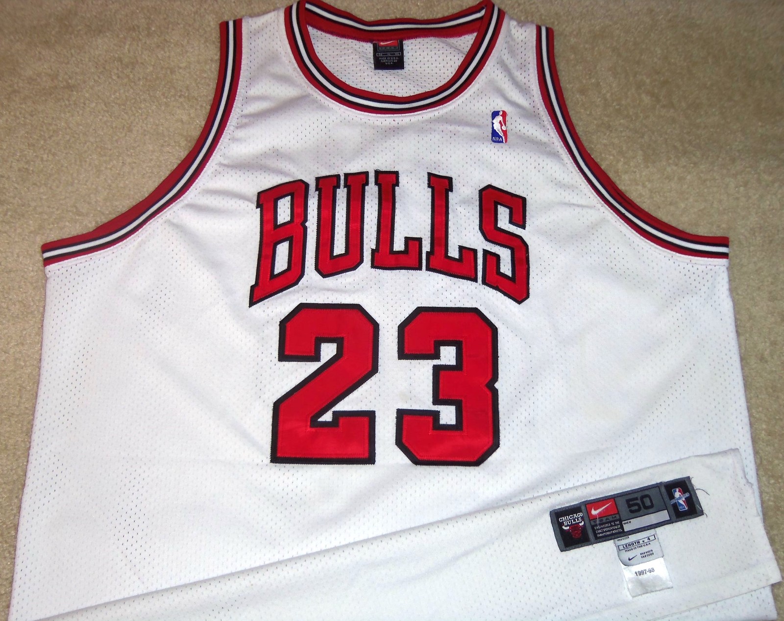 bulls jordan jersey nike