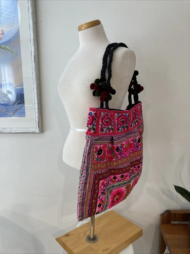 NEW Thai Hill Tribe Hmong embroidered large bag tote cotton lined, zip top close - Picture 2 of 11