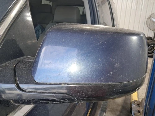 Used Left Door Mirror fits: 2017 Gmc Yukon Power w/turn signal opt DL3 w/o surro
