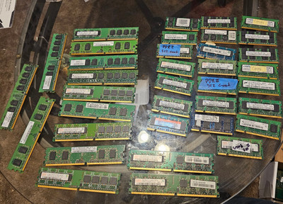 Large lot of 36 DDR2 modules (DIMM and SODIMM)