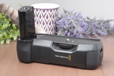 Blackmagic Design Pocket Cinema Camera 6K/4K Battery Grip With Batteries