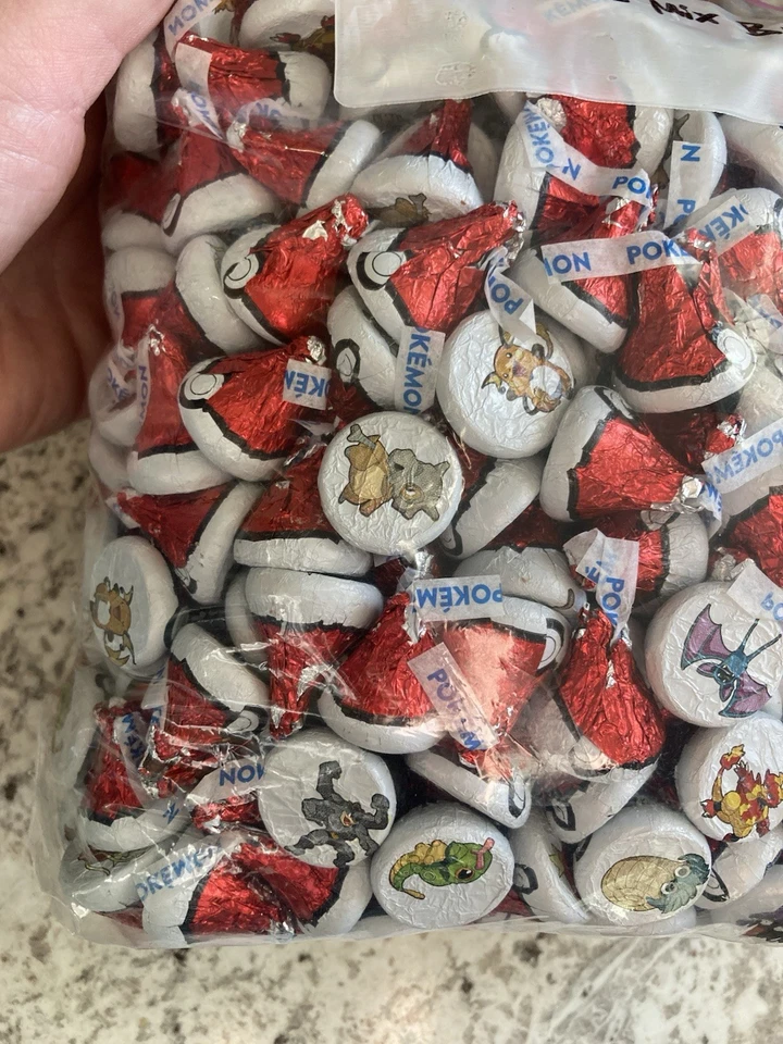 POKEMON 151 KISSES HERSHEY'S ASSORTED MIX LIMITED BULK VALUE 6 Lb BAG Hundreds - Image 4 of 4