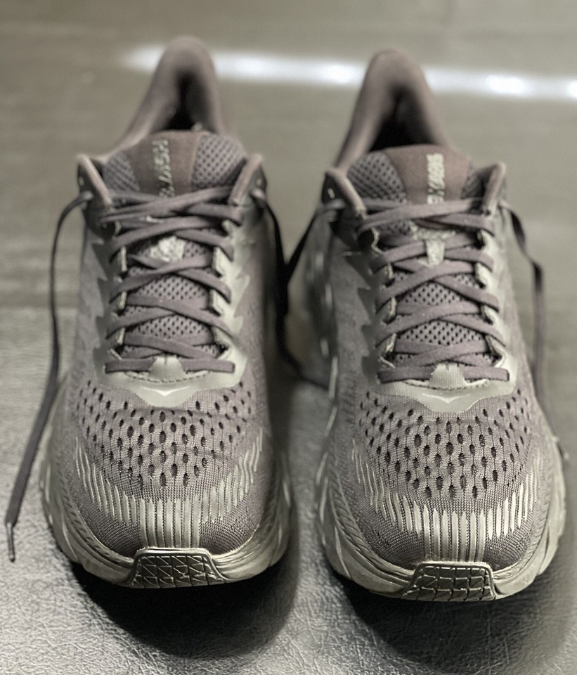 HOKA ONE ONE CLIFTON 7 MENS RUNNING SHOES BLACK SIZE 12 eBay