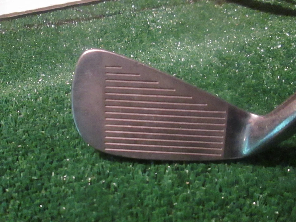 Golf LPGA by Square Two 4 Iron CG Match S Steel Shaft Victory Grip 38.25" Long - Image 2 of 4