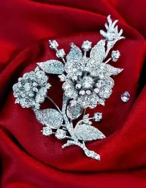 Брошь на булавке с красивым цветком 2,60 карата круглый искусственный бриллиант покрытие белым золотом 14 карат - Изображение 2 из 4