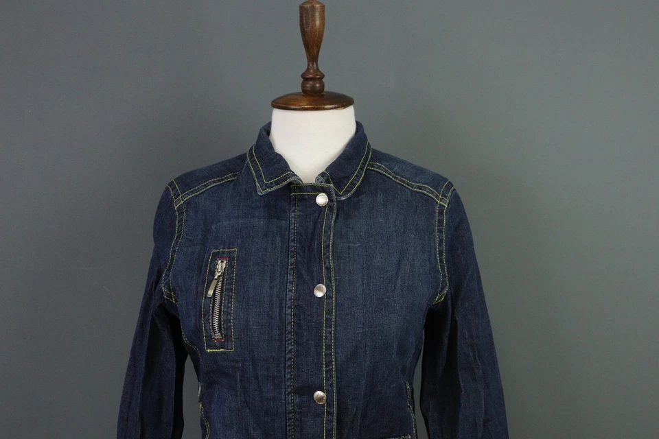 Jaqueta Escada Sport Feminina Azul Denim Fechos de Botões Bolsos com Zíper Tamanho 38 - Imagem 2 de 4