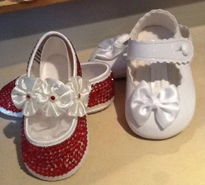 red sparkle baby shoes