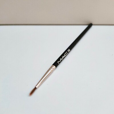 1x MAC 210 Synthetic Precise Eye Liner Brush, Full Size, Brand