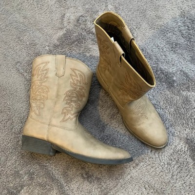 Deer Stags Ranch Mens Tan Western Cowboy Boots Size 6M Simulated Leather Stitch