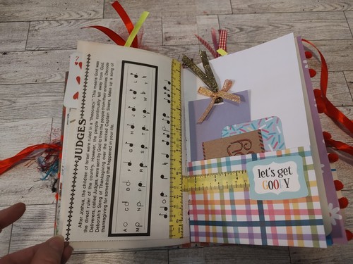 Disney Donald Duck In The Chipmunks Junk Journal, Hardcover Journal, tolles Geschenk - Bild 11 von 13