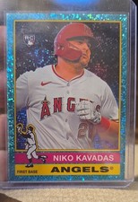 2025 Topps Heritage - Niko Kavadas #320 Chrome Light Blue Sparkle Refractor (RC)