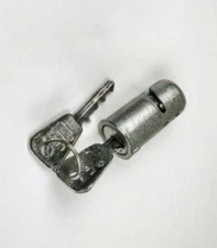 TRIUMPH STEERING LOCK 67-79 650  500 750 ALL MODELS  82-6738