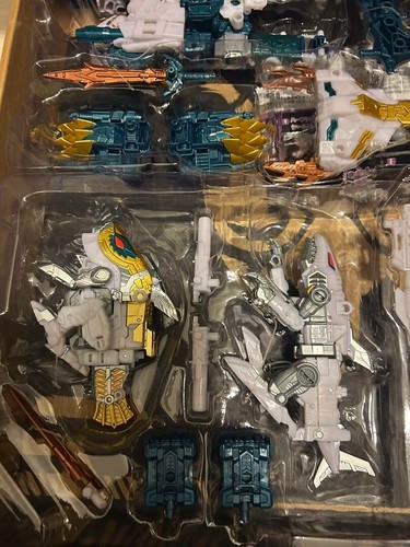 Transformers Seacons God Neptune GENERATION SELECTS - 第 5/5 張圖片