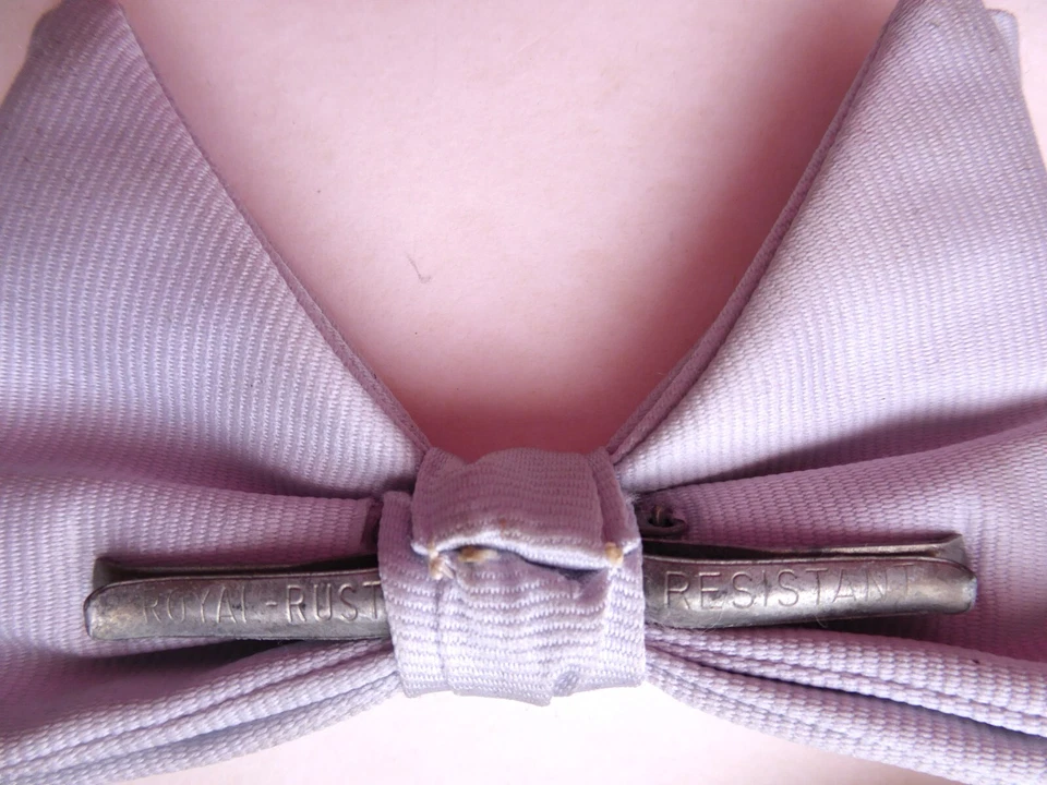 Lot Of 2 Vintage Royal Butterfly Bow Tie Gray Beigh Clip-on Costume Rockabilly - Image 3 of 4