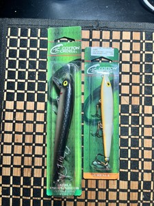 (LOT OF TWO) Cotton cordell suspending shallow and floating crank bait