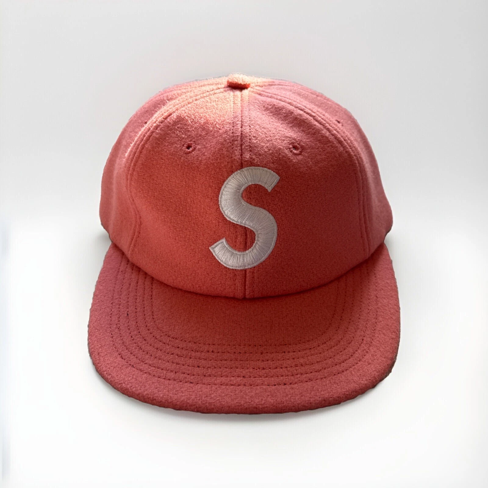 CASQUETTE 6 PANNEAUX ROSE FW22 LOGO LAINE BOUILLIE SUPRÊME S