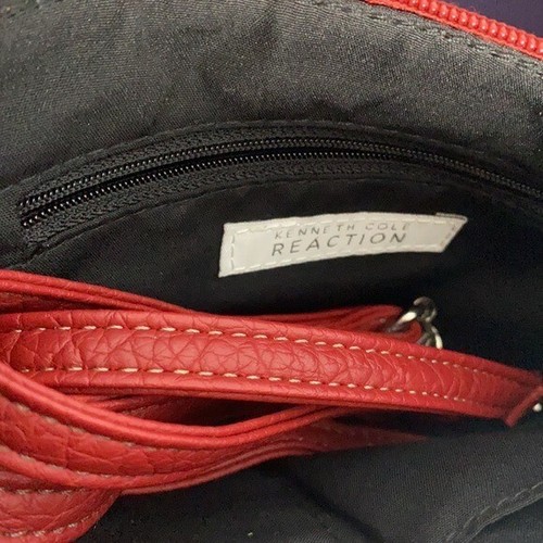 Kenneth Cole Reaction Red Wristlet Wallet Small Shoulder Bag Crossbody Purse - Picture 5 of 7