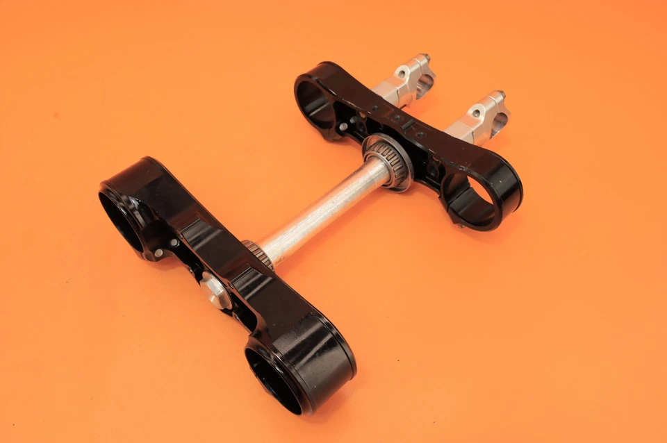 2009 04-12 KTM 300 XC OEM Triple Tree Clamp Set Steering Stem Fork Brace Crown - Image 3 of 4