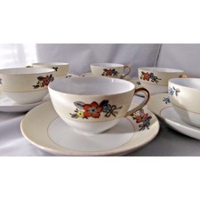 Vintage Meito China Flower Pattern - Set of 6 Cups  6 Saucers
