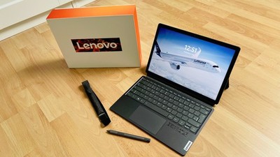 Lenovo IdeaPad Duet 5 12IAU7, i7-1255U, 16GB, 512GB, Convertible 2 in 1 mit PEN