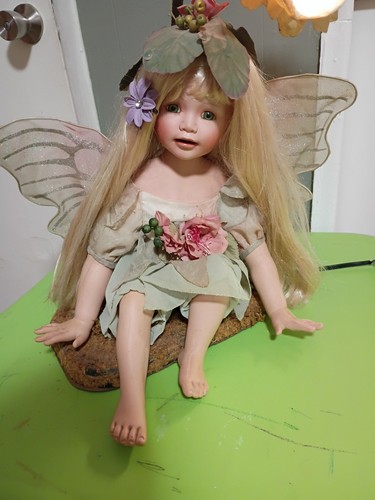 Large Vintage Fairy Doll Lamp Wings Flowers Porcelain Rare TESTED WORKS GREAT - Picture 2 of 13