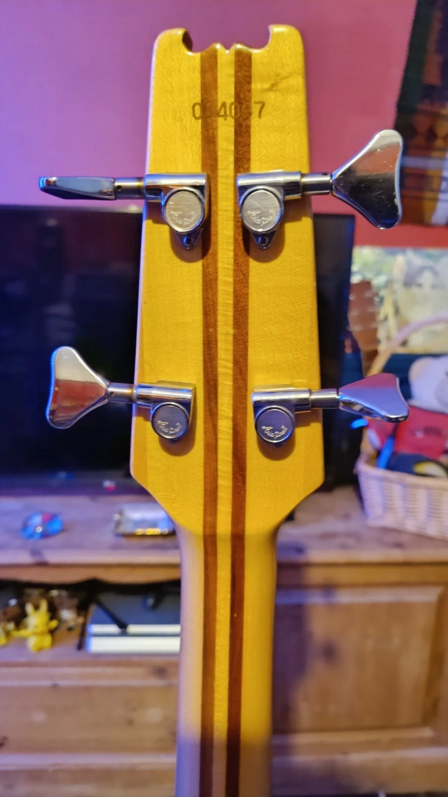 Picture 4 of 5