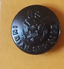 Bb United States INDIAN SERVICE UNIFORM BUTTON Medium Lacquer Albert FD 46