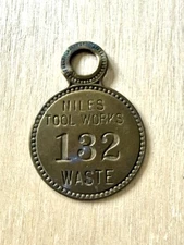 VTG Brass Tag NILES TOOL WORKS 132 WASTE Hamilton, OH  (Gen Machinery Corp)