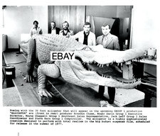 SALE: ALLIGATOR 1980 HORROR MOVIE PHOTO #2 SC...