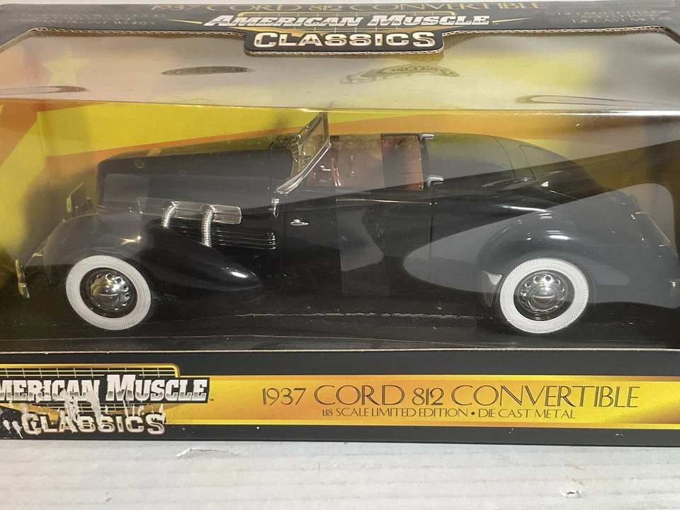 ERTL American Muscle 1:18 1937 Cord 812 Black Convertible NIB - Image 3 of 4