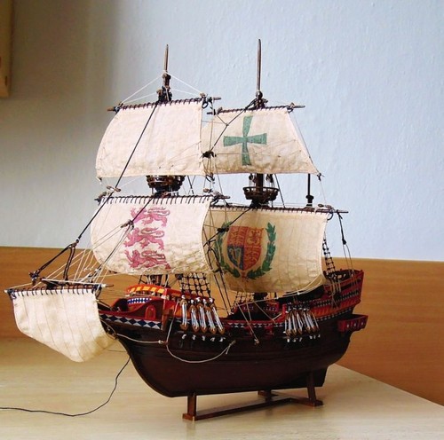 Heller Golden Hind 1:96 - Juego de velas impresas - Imagen 6 de 6