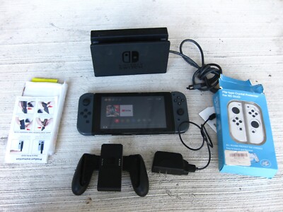 Switch Nintendo Switch グレー　HAC-001 Amazon.com: Nintendo Switch with Gray Joy‑Con - HAC-001(-01