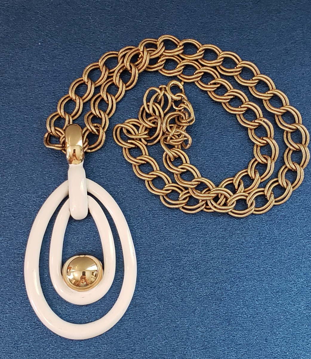 Vintage Eisenberg Pendent Necklace White Enamel Oval With Gold Tone Chain - Main Image