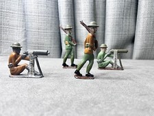 Vintage Cast Iron Metal English Army Men Gunner Marching Green Orange Lot Toy