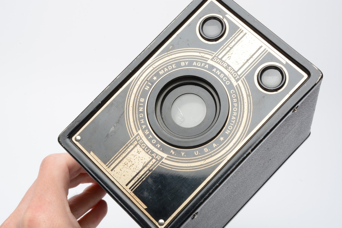 Vintage Agfa Ansco D6 Shureshot Regular Gold & Black box camera