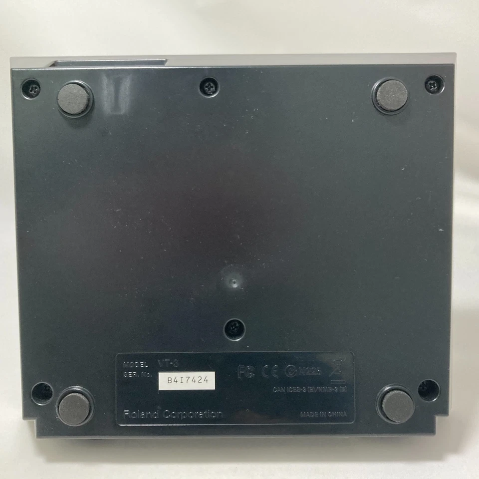 Roland AIRA VT-3 Voice Transformer Effects Processor With Adapter In-stock - Image 3 of 4