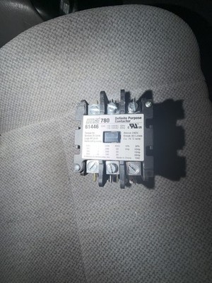 Mars 61446 Contactor 3P 40A 120V Box Lug