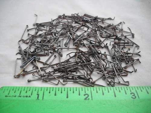Lot of MANY Assorted Metal Stanchions, Railing Handrail, Stantions, HO Scale - Picture 11 of 11