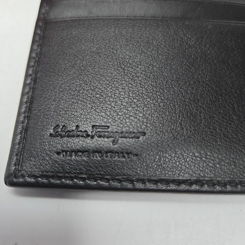 Salvatore Ferragamo Italian Black Leather Bifold Wallet •Silver Logo •New In Box - Bild 8 von 14