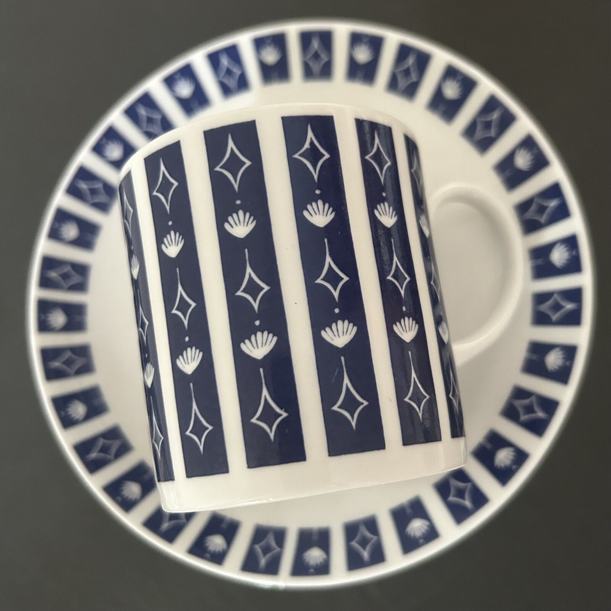 VTG Set of 2 Wedgwood Espresso Coffee Cups & Saucers Mercury C2104