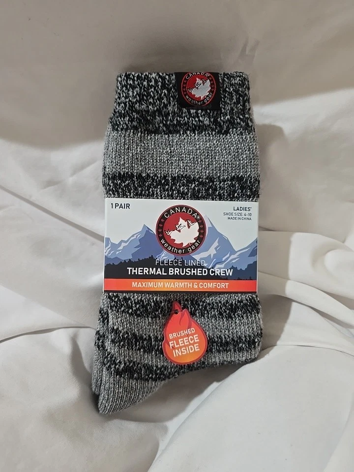 NWT Canada Weather Gear Women's Socks Fleece Lined Thermal Brushed Crew Gray OS