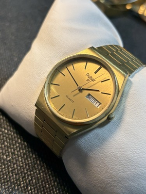 #ad PULSAR by Seiko Vintage Men Watch Gold Tone WristwatchRunsDate Change Issue $35.99